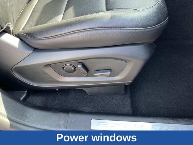 Certified 2023 Ford Explorer Limited w/ Limited Technology Package AWD/4WD image 32