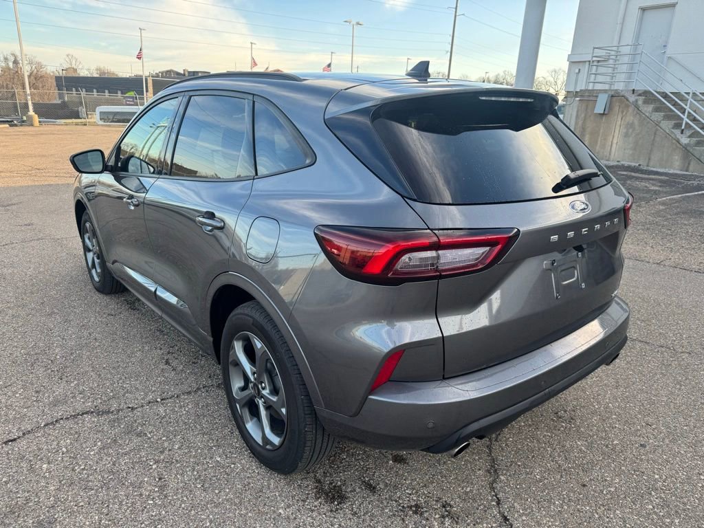 Certified 2023 Ford Escape ST-Line w/ Tech Pack #1 image 2