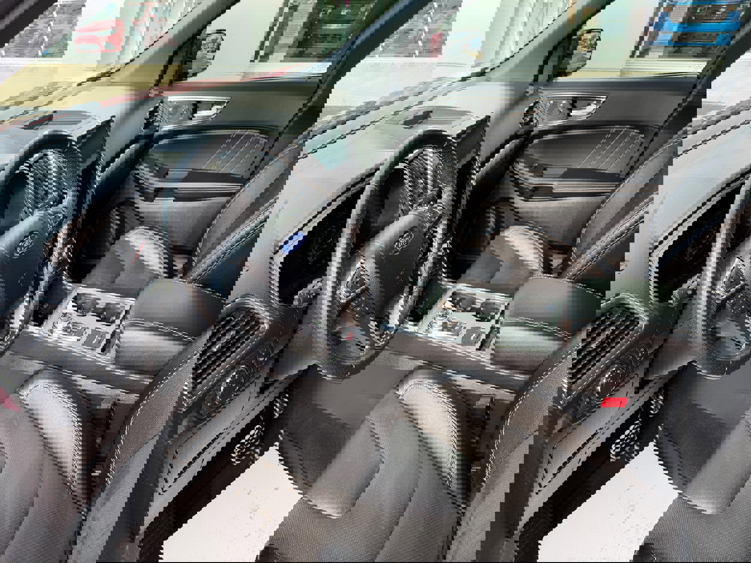 Certified 2022 Ford Edge ST image 13