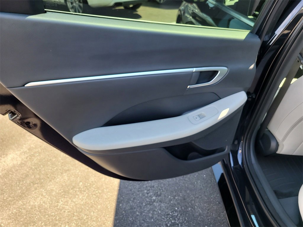 Used 2024 Hyundai Sonata SEL w/ Convenience Package image 7
