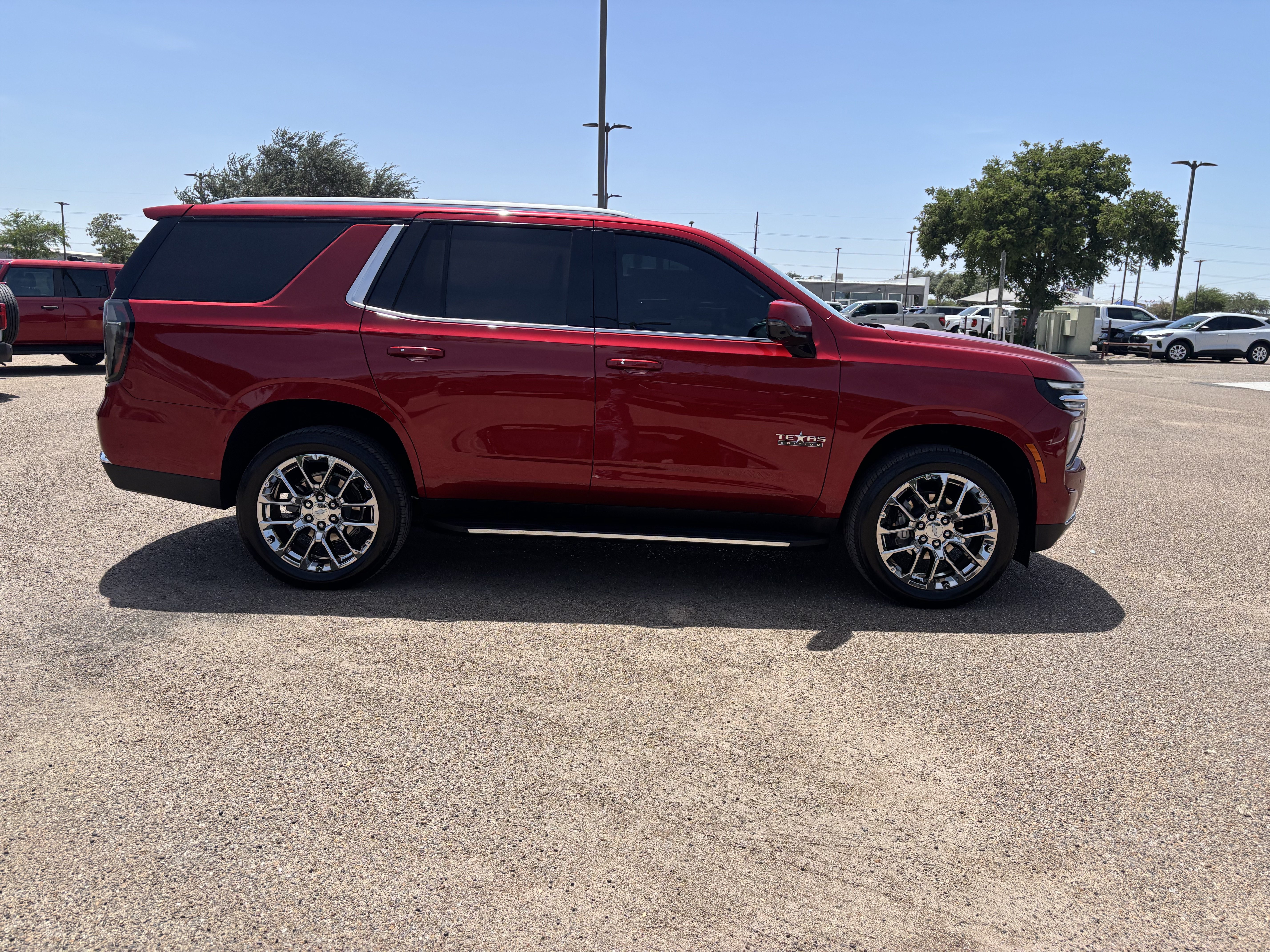 Used 2026 Chevrolet Tahoe LT w/ Comfort Package RWD image 4
