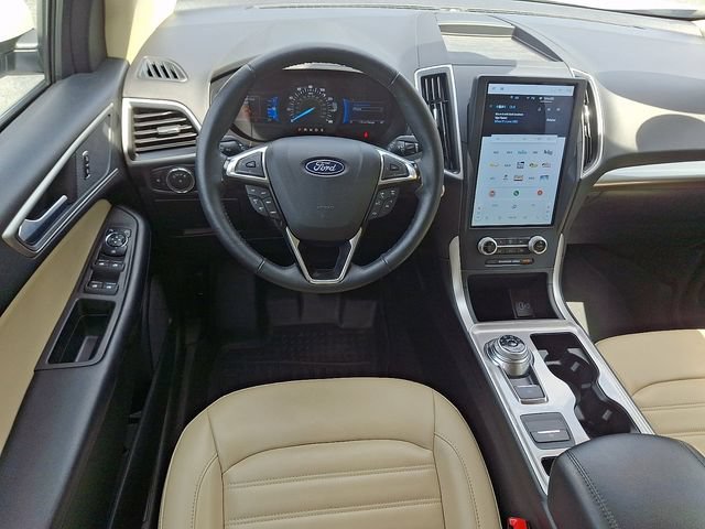 Certified 2024 Ford Edge SEL w/ Convenience Package AWD/4WD image 11