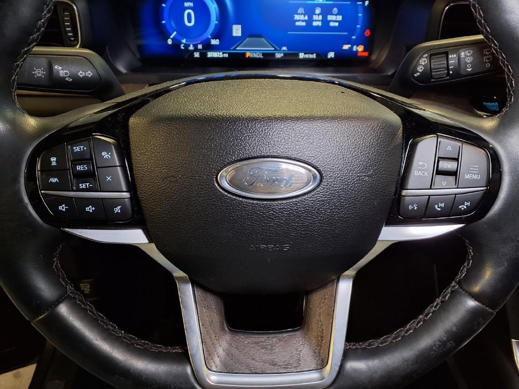 Certified 2022 Ford Explorer Platinum w/ Equipment Group 601A AWD/4WD image 12