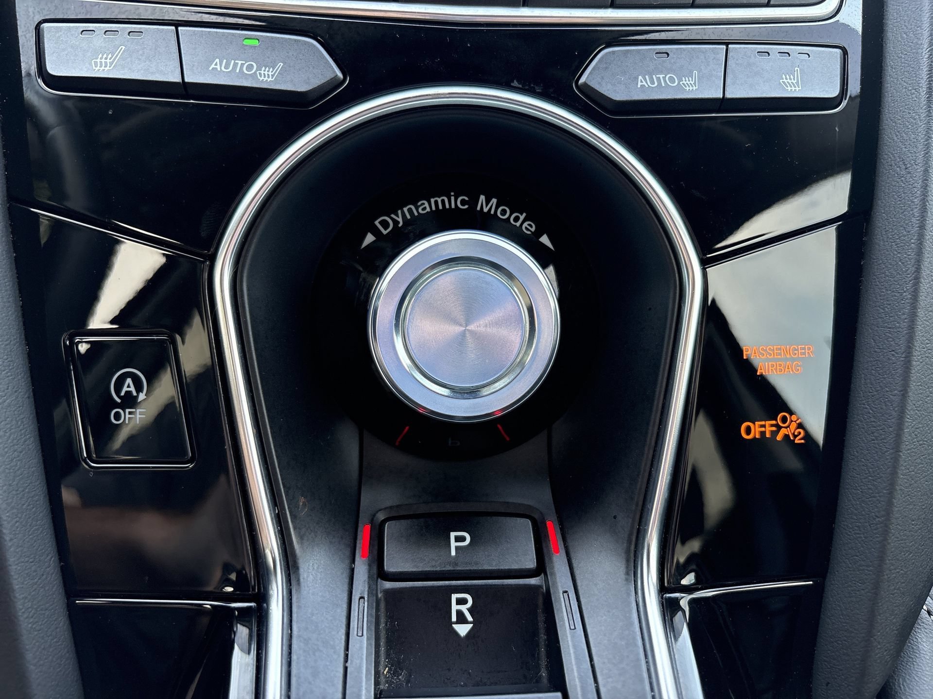 Used 2025 Acura RDX SH-AWD w/ Technology Package image 8