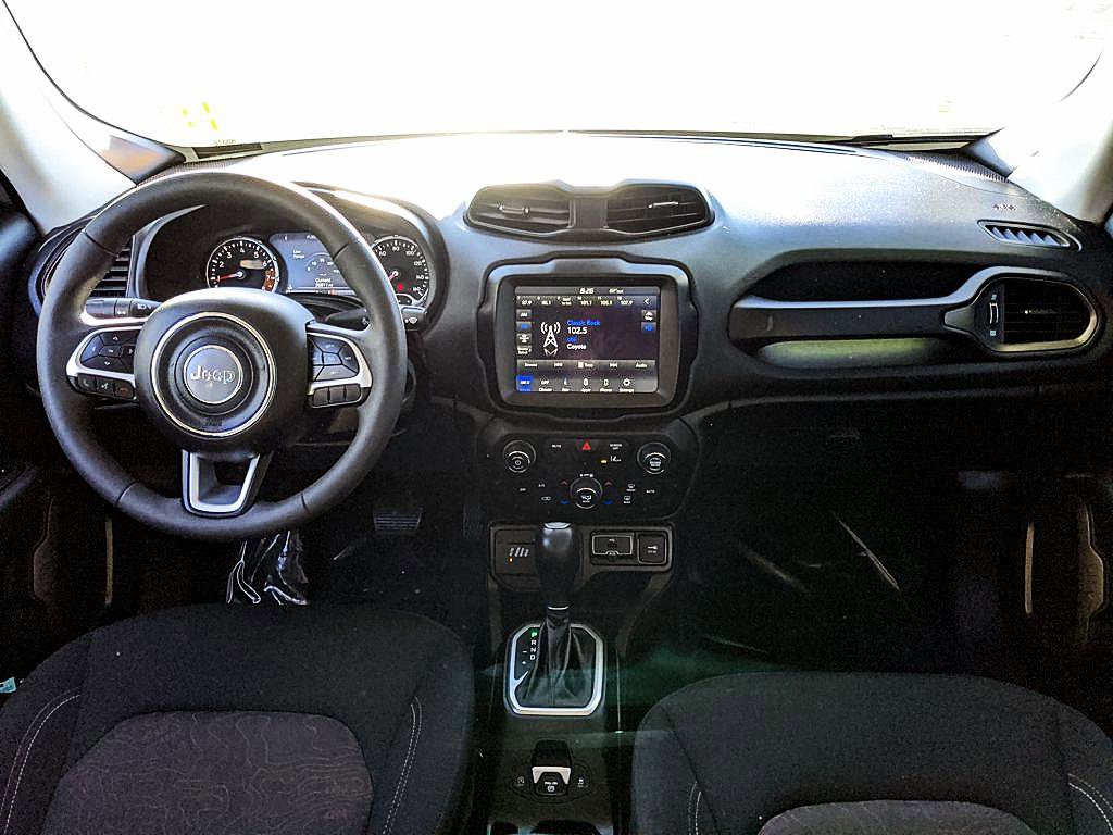 Used 2023 Jeep Renegade Latitude image 7