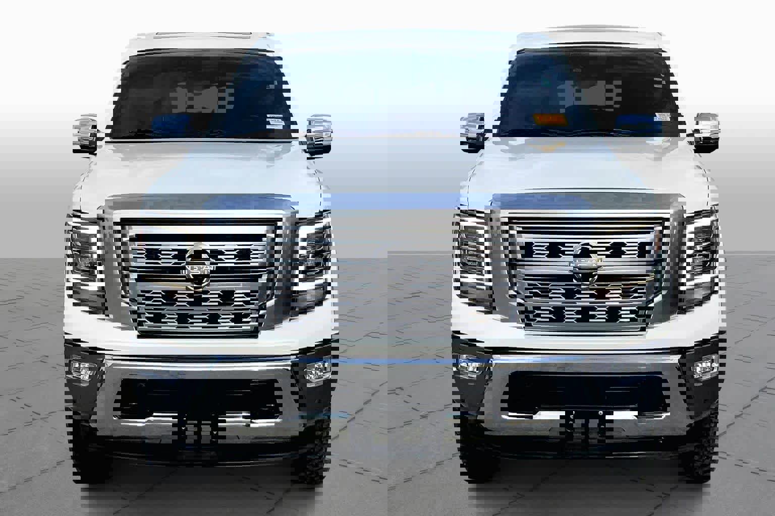 Used 2023 Nissan Titan Platinum Reserve w/ Moonroof Package image 4