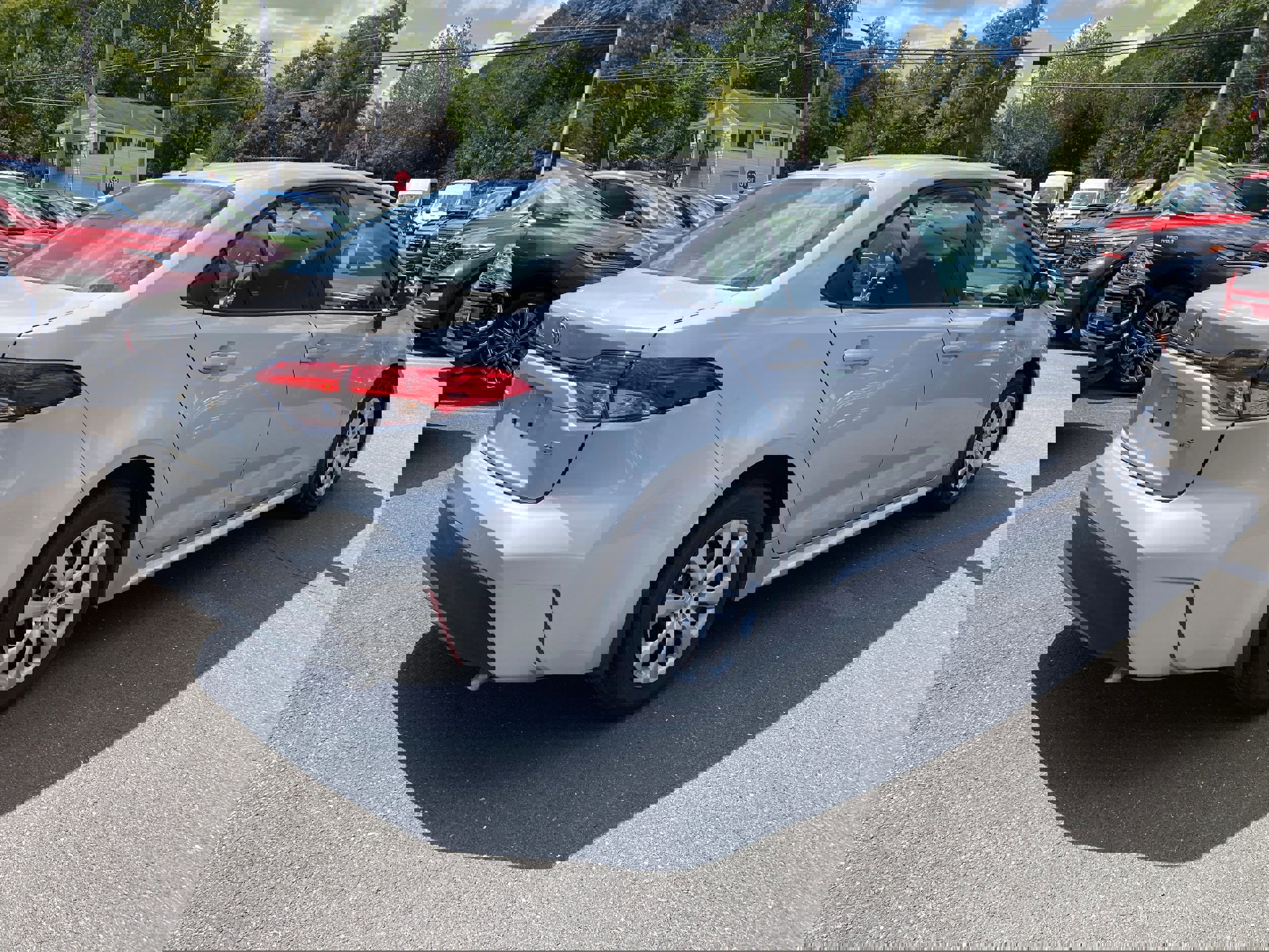 Used 2024 Toyota Corolla LE image 5