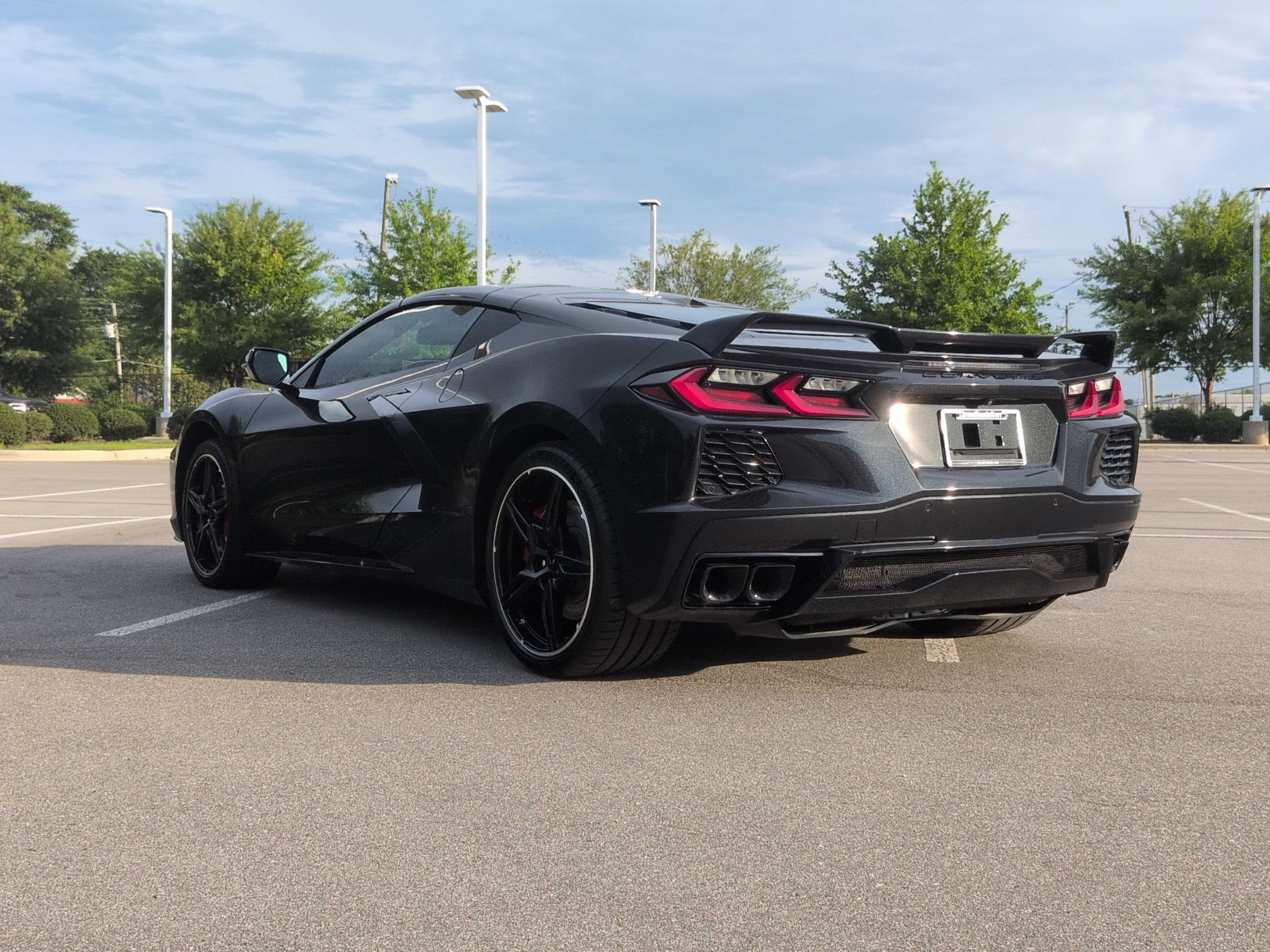 Used 2024 Chevrolet Corvette Stingray Preferred Cpe w/ Z51 Performance Package RWD image 6
