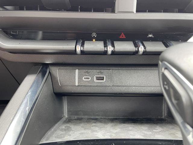 Used 2024 GMC Canyon Elevation RWD image 26