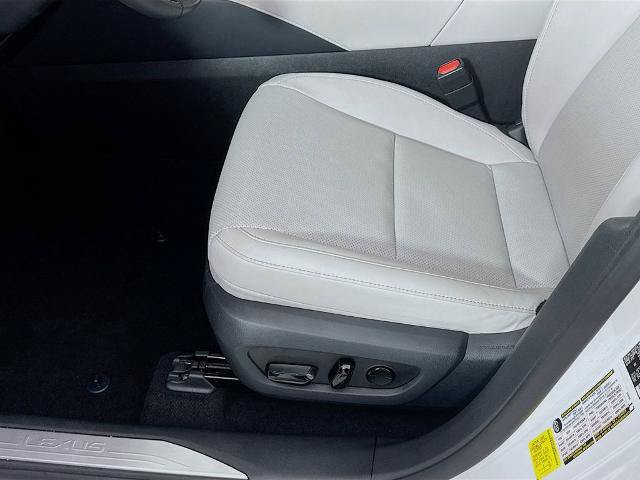Used 2023 Lexus RX 350 Premium w/ Accessory Package AWD/4WD image 20
