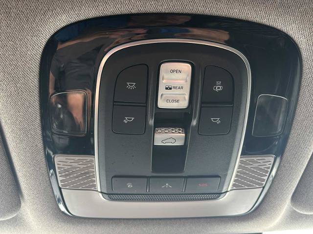 Used 2022 Hyundai Palisade Limited AWD/4WD image 21