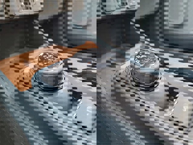 Certified 2022 Ford Maverick Lariat w/ Lariat Luxury Package image 28