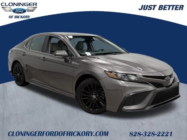Used 2023 Toyota Camry SE