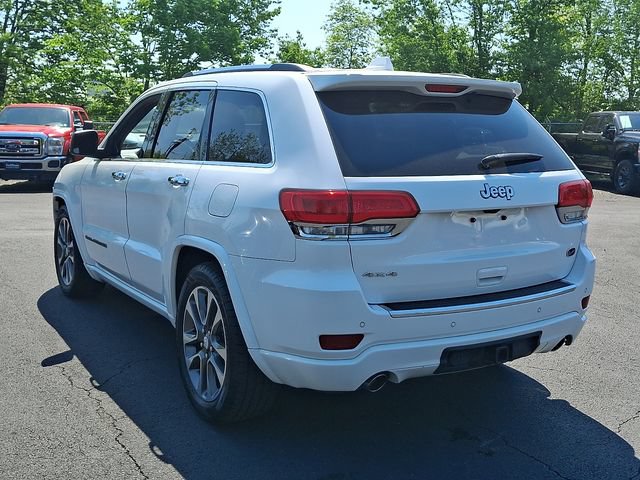Used 2017 Jeep Grand Cherokee Overland AWD/4WD image 10