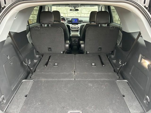 Certified 2023 Ford Explorer XLT w/ Equipment Group 202A image 11