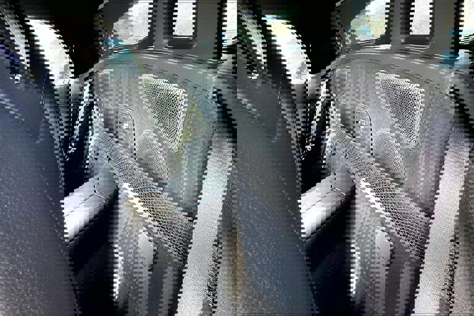 Used 2024 BMW Z4 sDrive30i w/ Shadowloine Package image 22