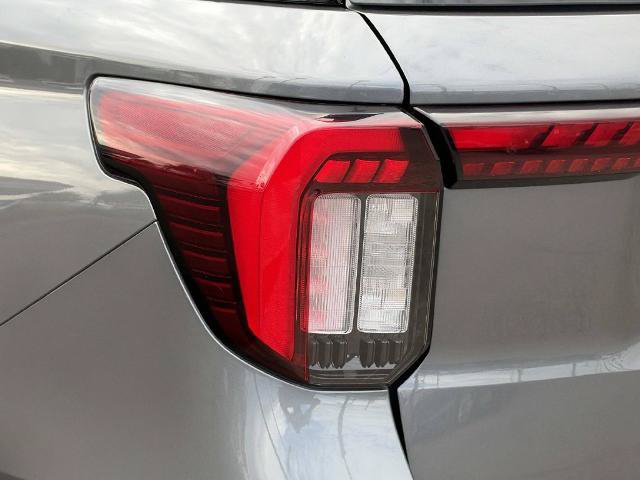 Certified 2025 Ford Explorer ST w/ Sun And Sound Package AWD/4WD image 8