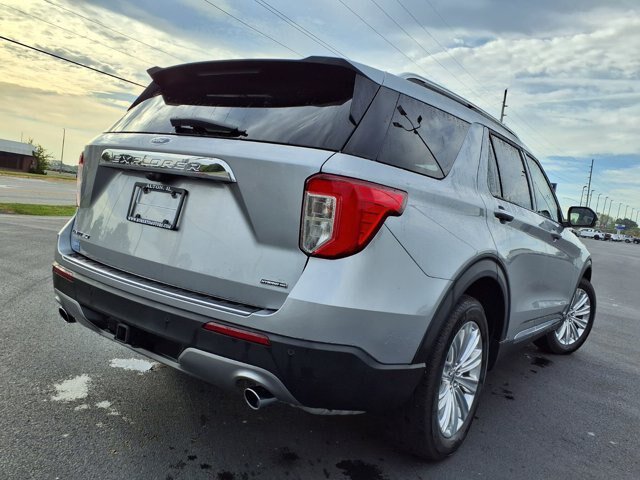 Certified 2022 Ford Explorer Limited w/ Hybrid Equipment Group 310A AWD/4WD image 30