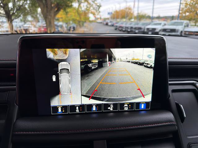 Used 2022 Chevrolet Tahoe RST w/ Sport Performance Package AWD/4WD image 25