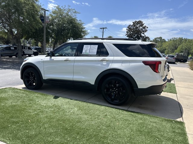 Certified 2022 Ford Explorer ST-Line w/ Class IV Trailer Tow Package RWD image 8
