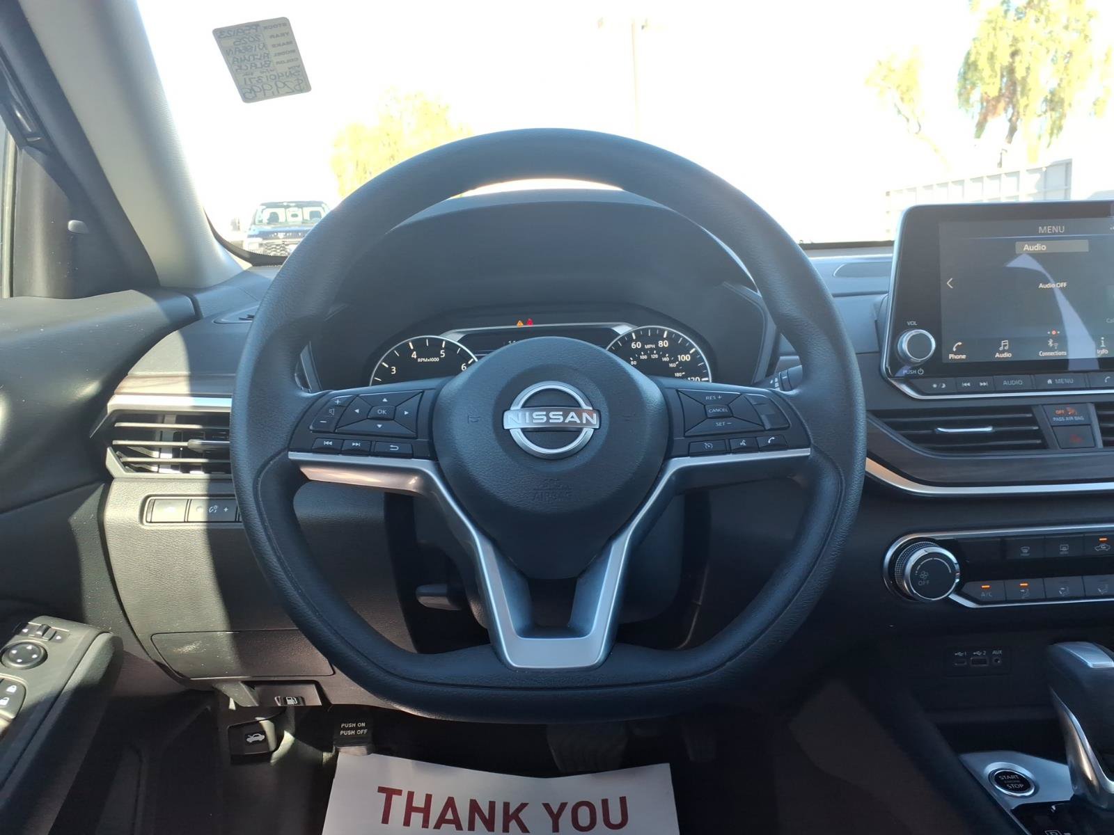 Used 2025 Nissan Altima 2.5 SV FWD image 19
