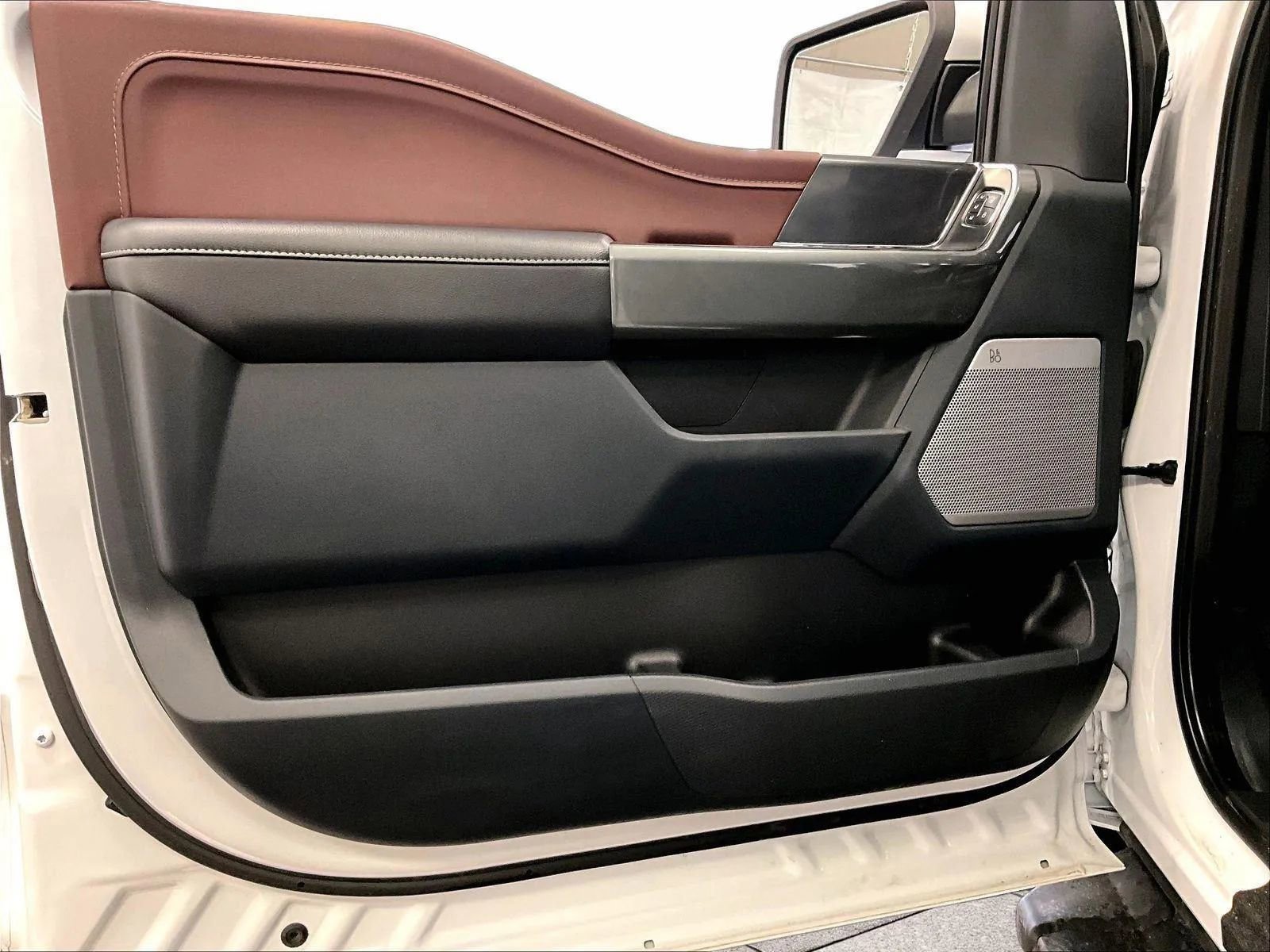 Certified 2023 Ford F150 Lariat w/ Equipment Group 502A High image 22