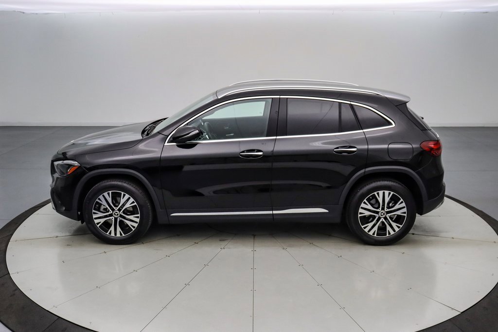 Used 2025 Mercedes-Benz GLA 250 image 2