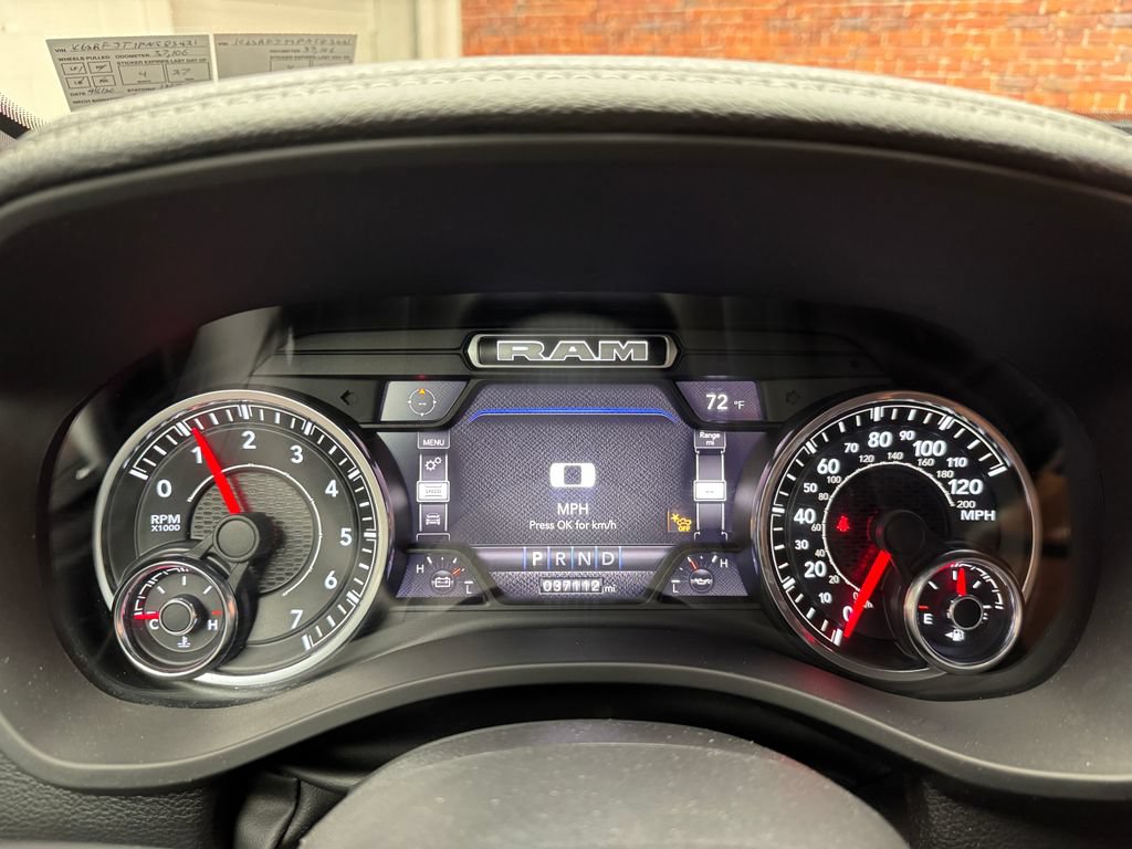 Used 2023 RAM 1500 Laramie AWD/4WD image 16