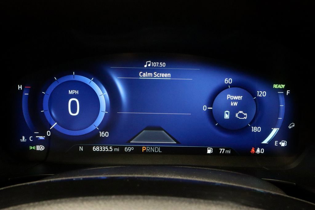 Certified 2022 Ford Escape Titanium image 32