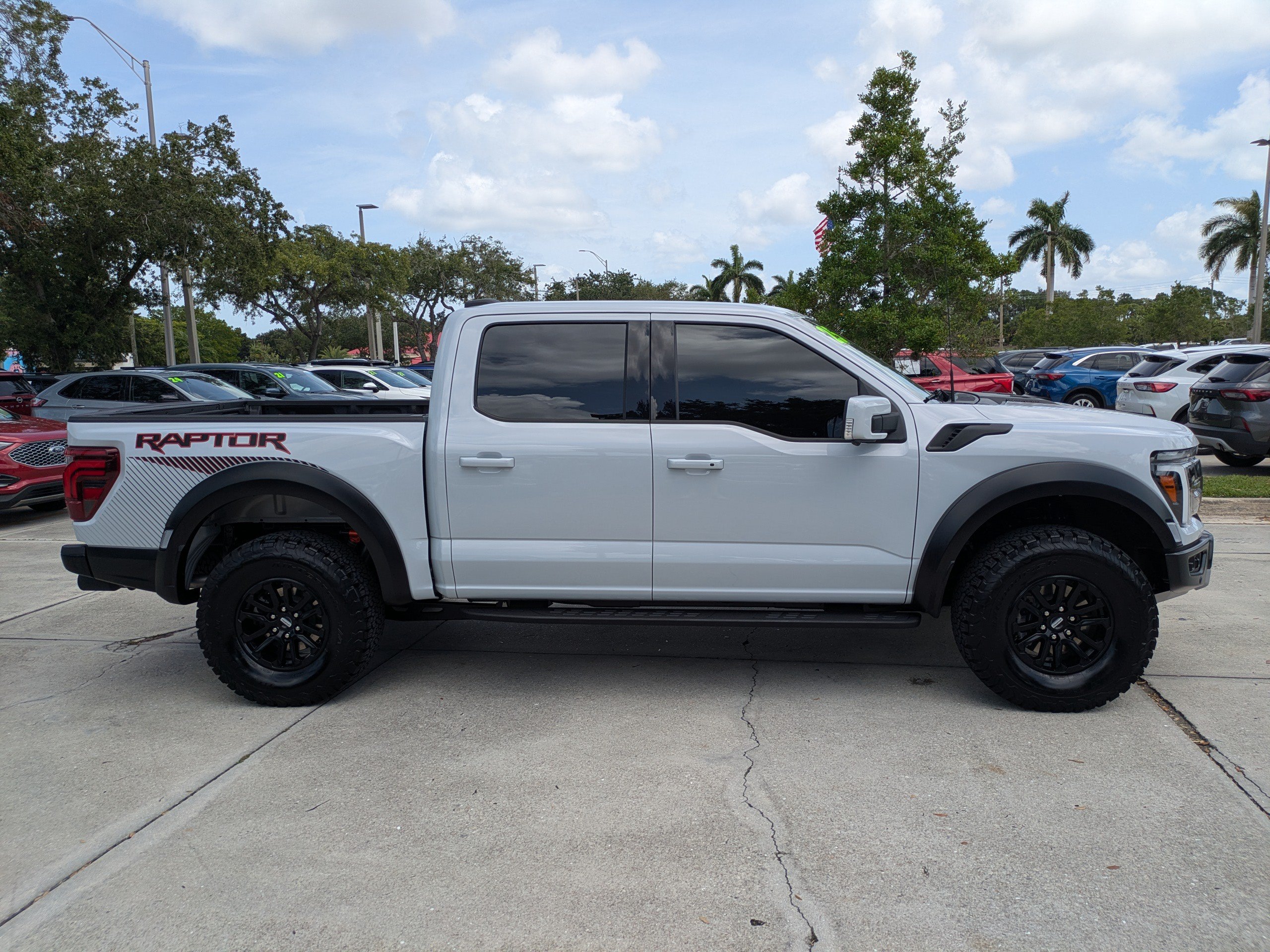 Certified 2025 Ford F150 Raptor AWD/4WD image 3