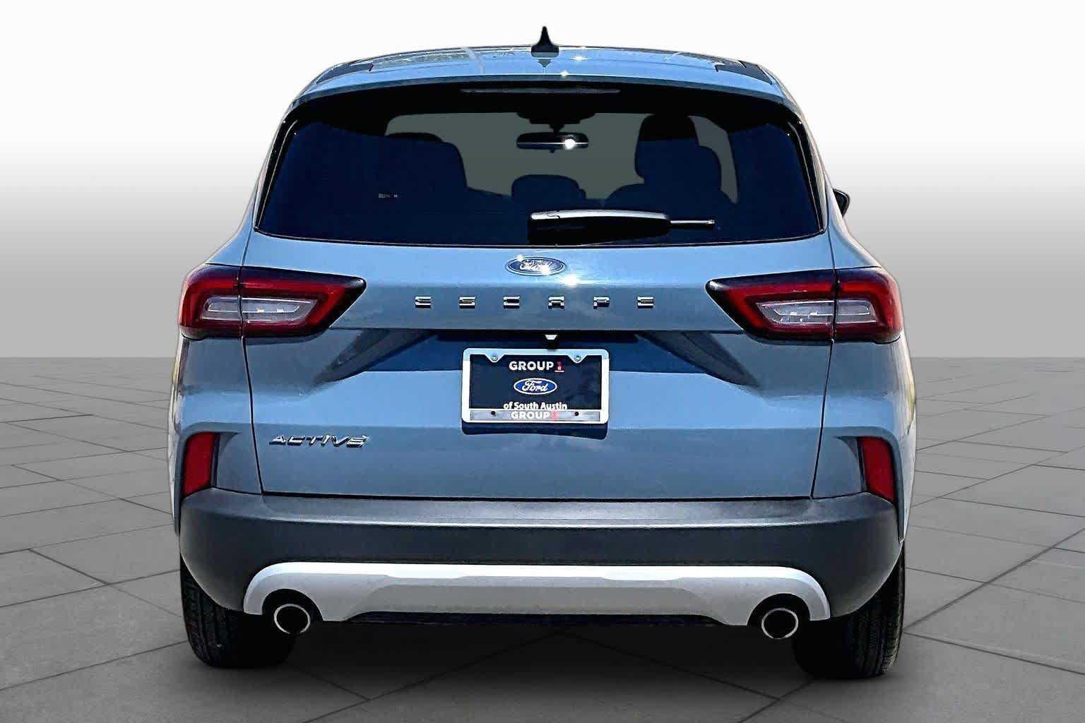 Certified 2024 Ford Escape Active w/ Cold Weather Package FWD image 5