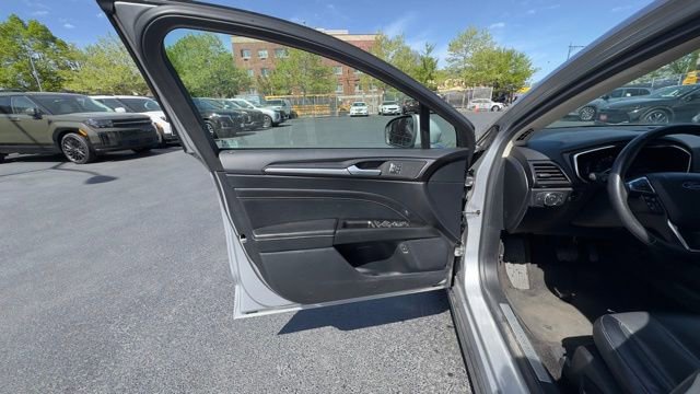 Certified 2020 Ford Fusion Energi Titanium image 10