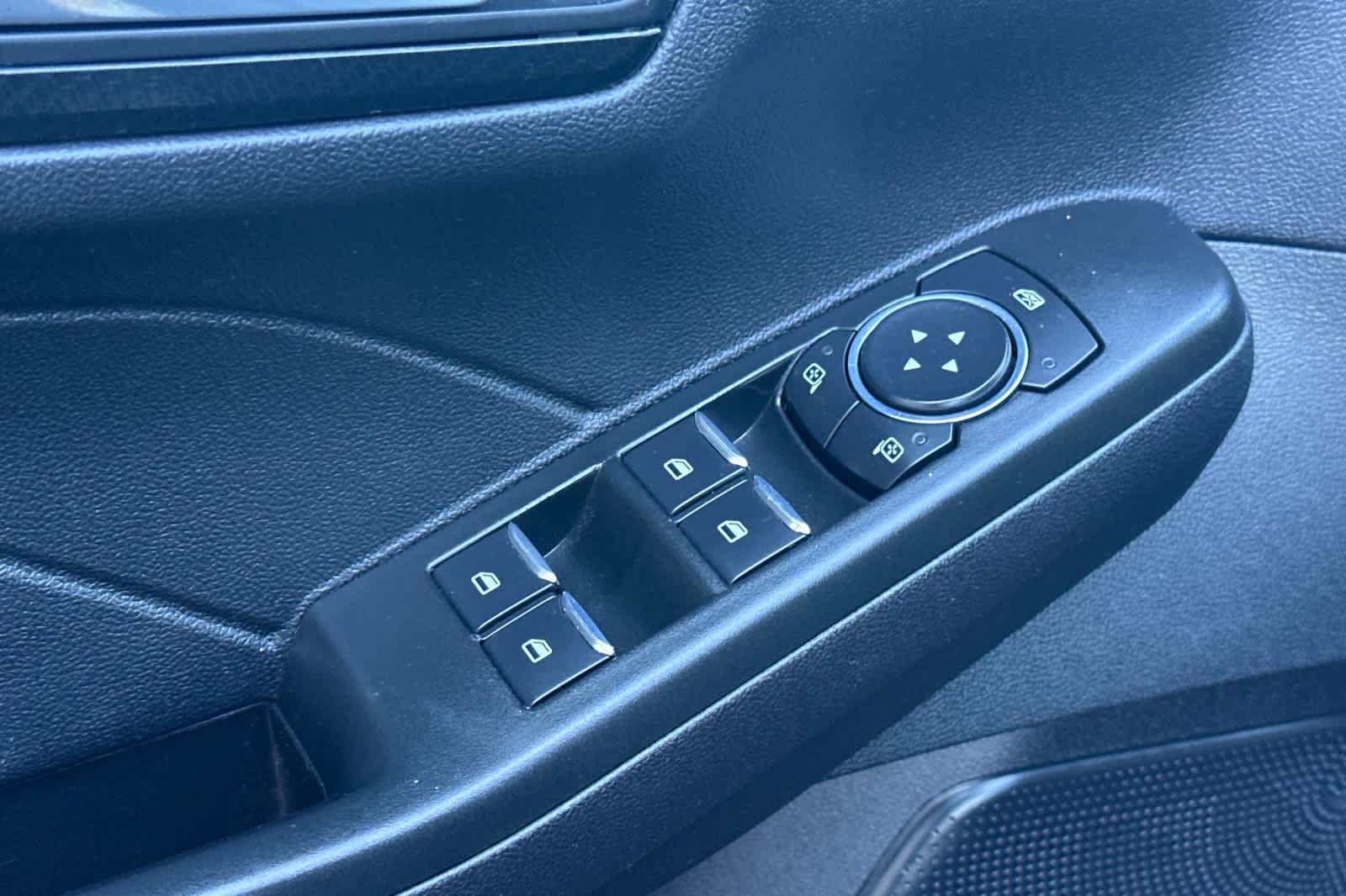 Certified 2022 Ford Escape SEL w/ SEL Stealth AWD Package image 13