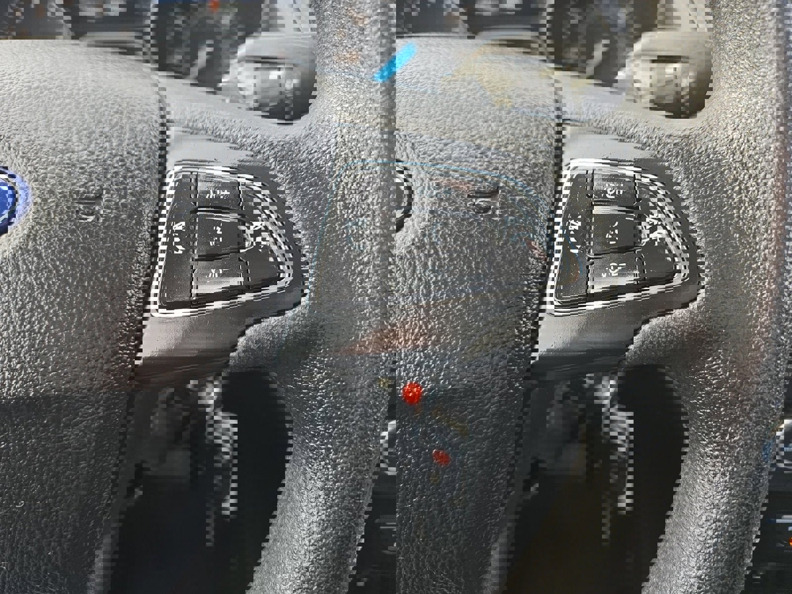 Certified 2017 Ford Escape SE w/ SE Cold Weather Package image 15