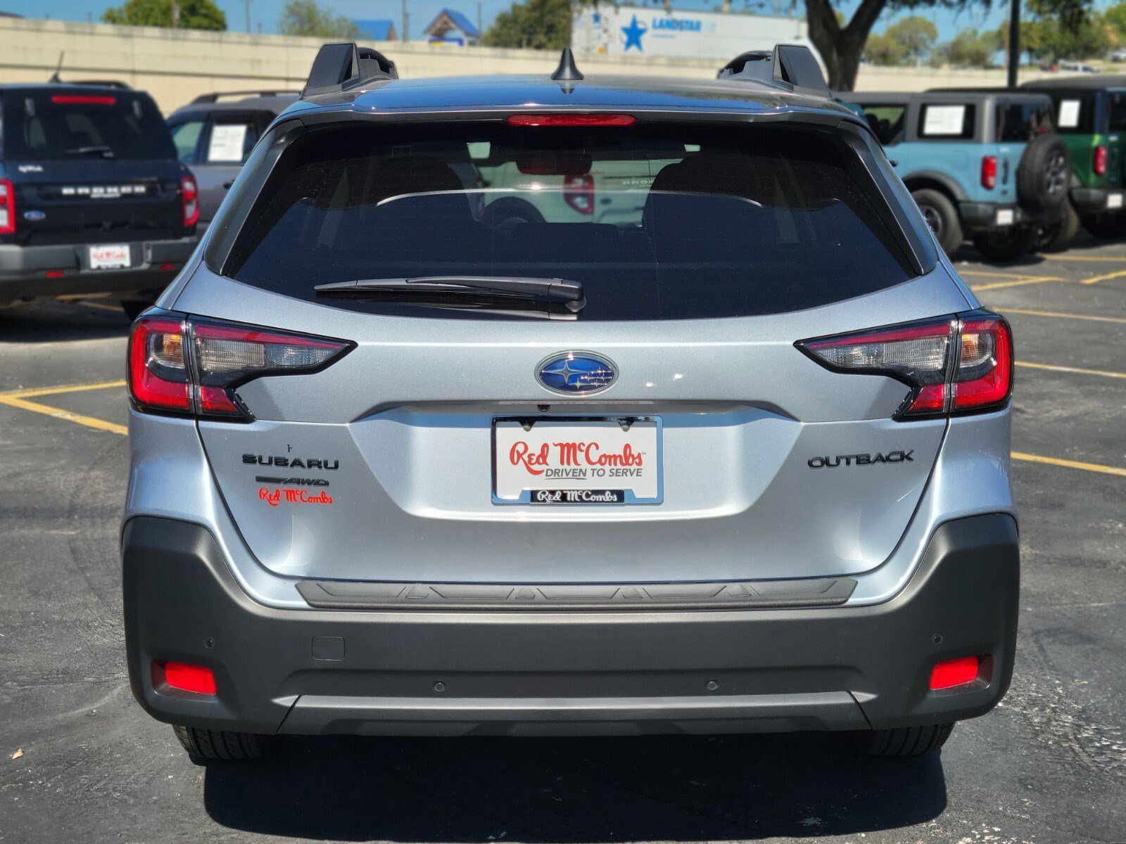 Used 2025 Subaru Outback Onyx Edition image 4