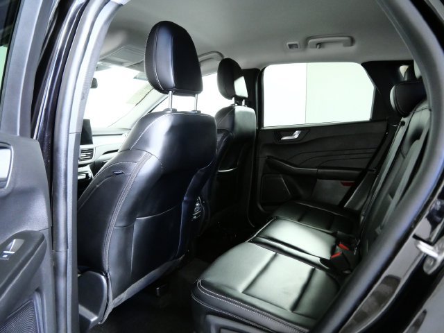 Certified 2025 Ford Escape Platinum AWD/4WD image 14
