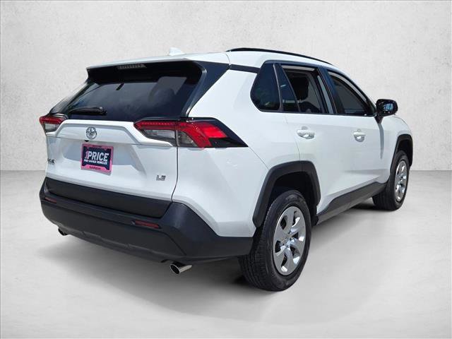 Used 2021 Toyota RAV4 LE FWD image 5