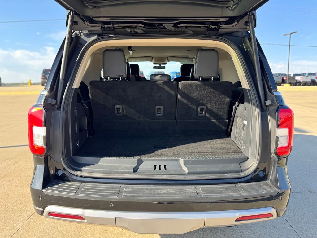 Certified 2024 Ford Expedition XLT image 41