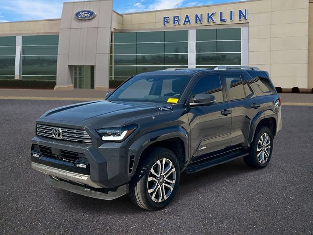 Used 2025 Toyota 4Runner Limited AWD/4WD image 3