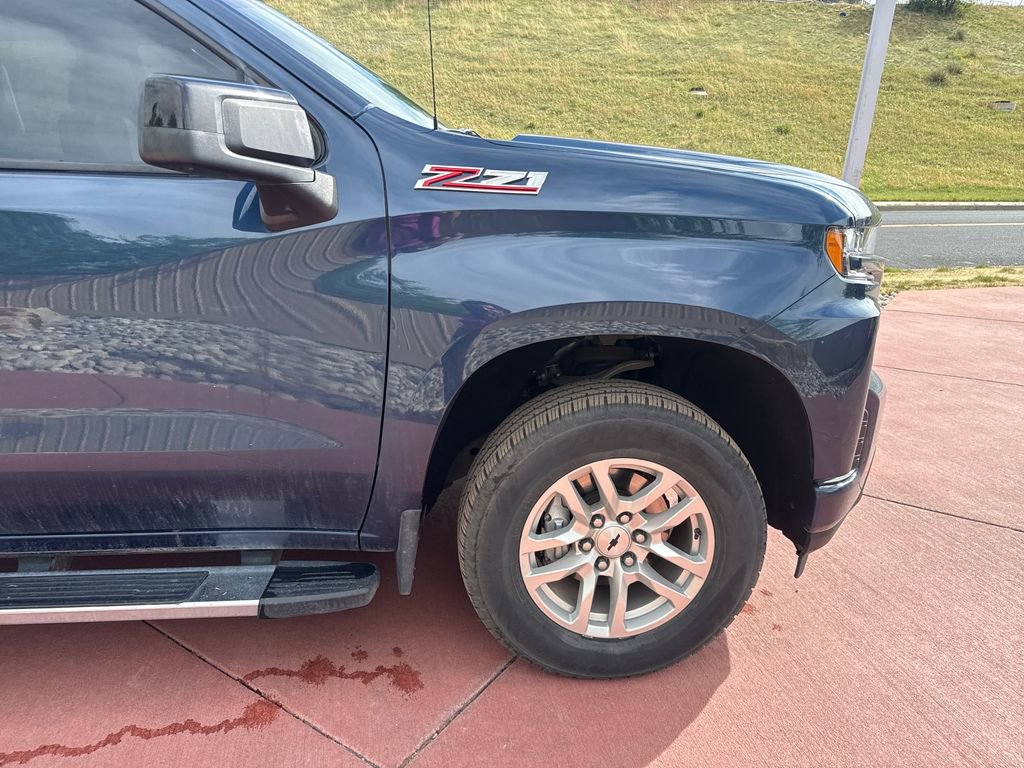 Used 2022 Chevrolet Silverado 1500 RST w/ Convenience Package II AWD/4WD image 33