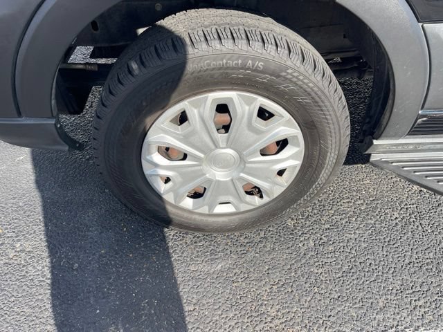 Certified 2019 Ford Transit 350 XLT RWD image 3
