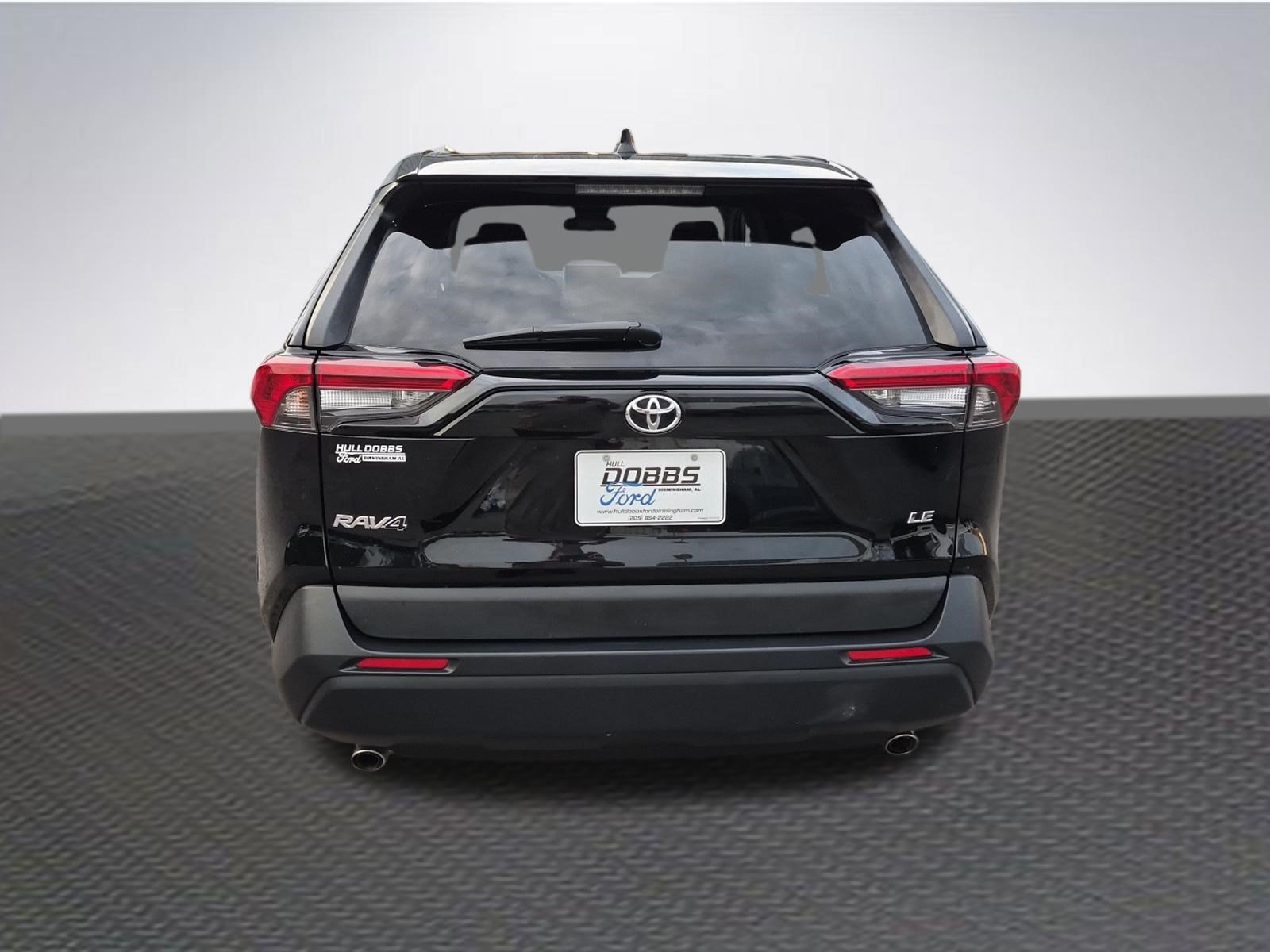 Used 2025 Toyota RAV4 LE FWD image 6
