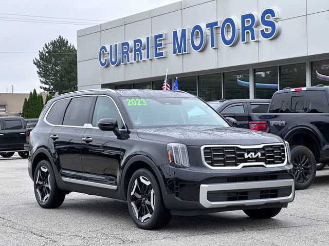 Used 2023 Kia Telluride S FWD image 1