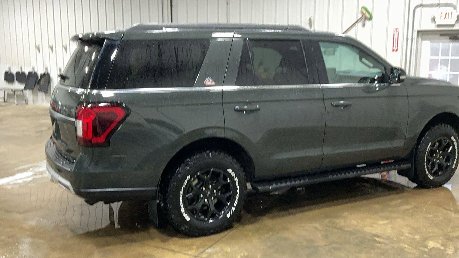 Certified 2022 Ford Expedition Timberline image 4