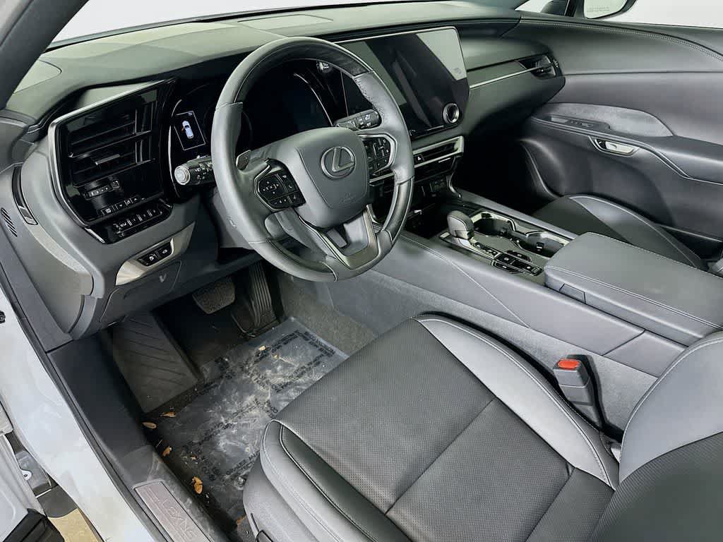 Used 2024 Lexus RX 350 Premium w/ Accessory Package (Z1) FWD image 2