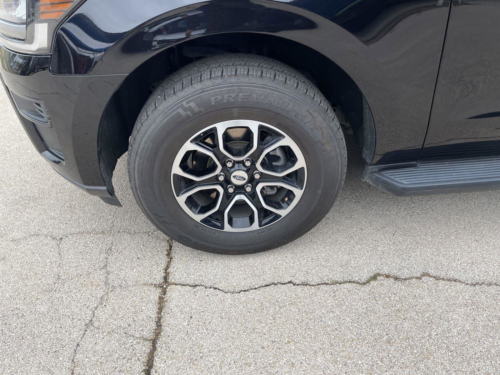 Certified 2024 Ford Expedition XLT AWD/4WD image 35