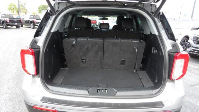 Certified 2022 Ford Explorer XLT w/ Equipment Group 202A image 29