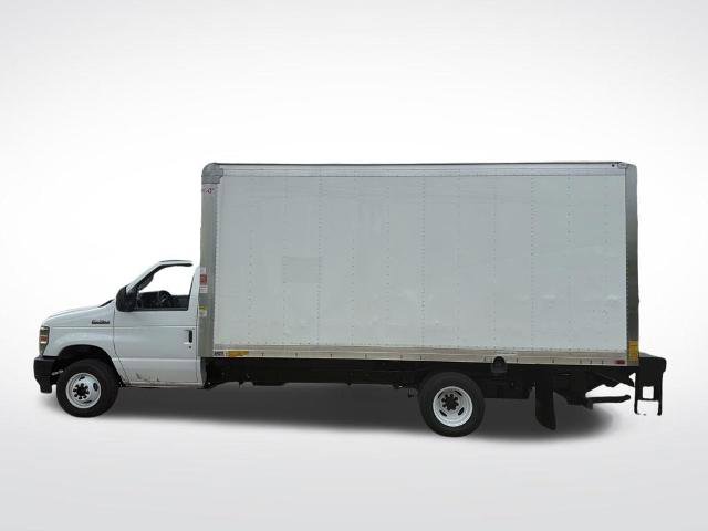 Certified 2024 Ford E-450 and Econoline 450 Super Duty w/ Power Windows & Locks Group RWD image 8