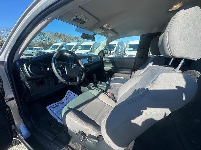 Used 2017 Toyota Tacoma SR image 6