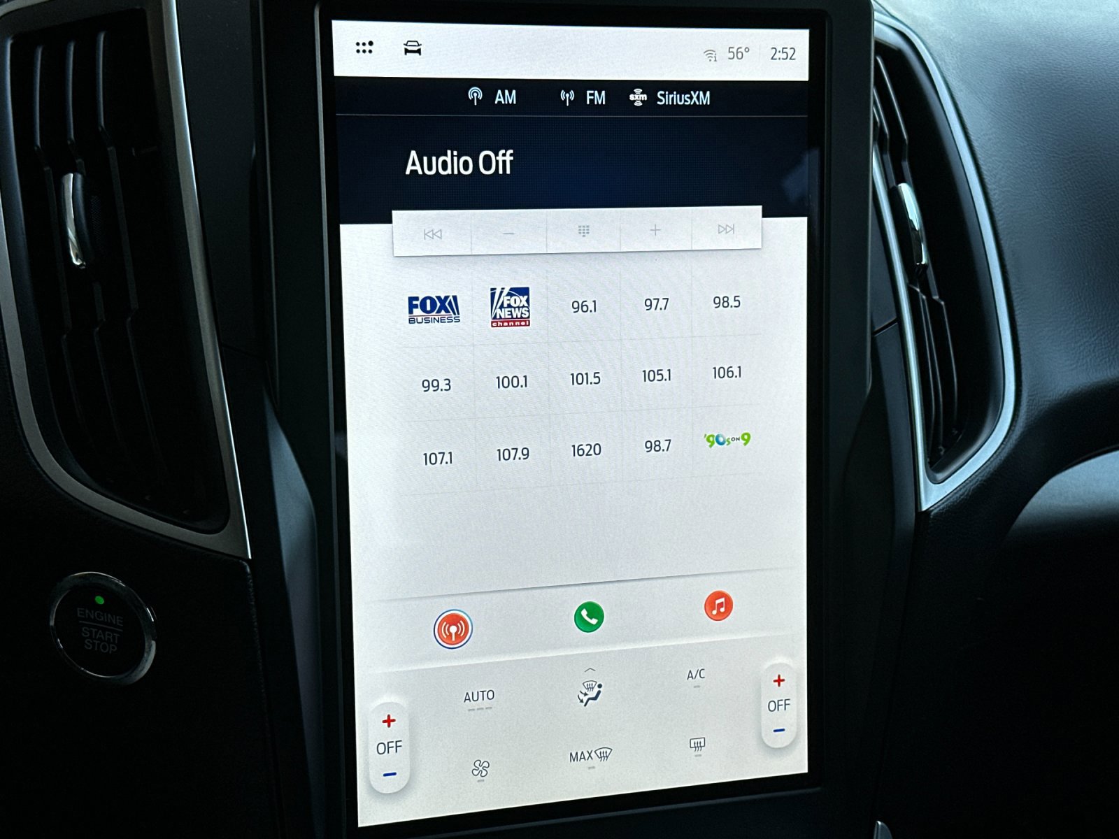 Certified 2024 Ford Edge SE w/ Black Appearance Package image 18